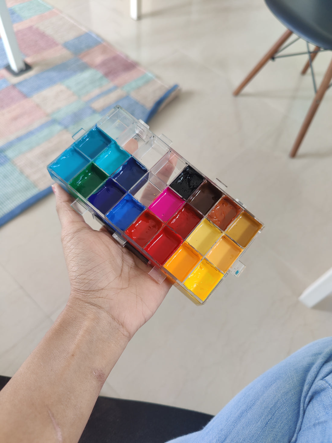 The Art of Palette TLC: Keeping Your Gouache Colors Happy and Vibrant